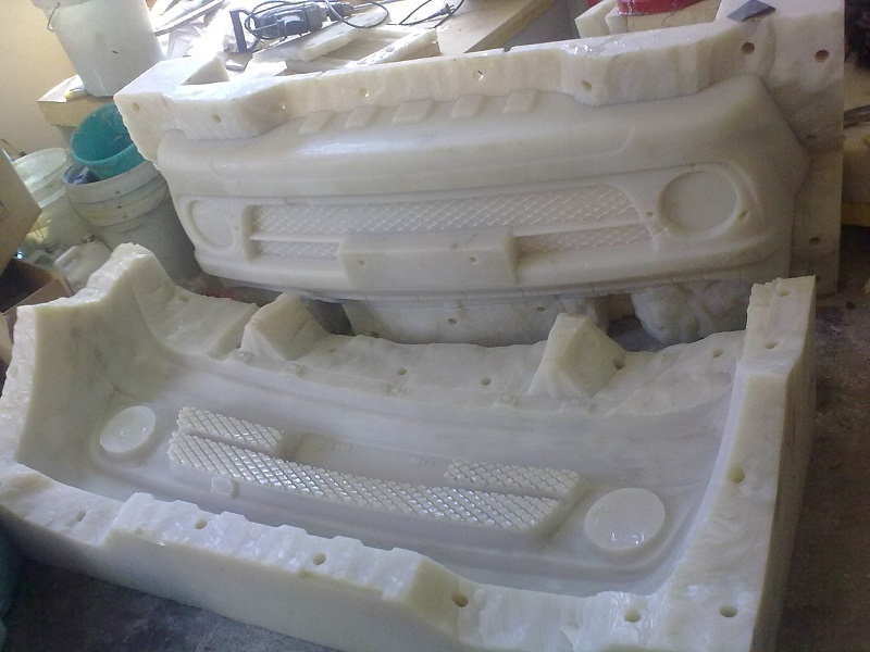 大件保險杠硅膠模具.jpg 大件保險杠硅膠模具.jpg